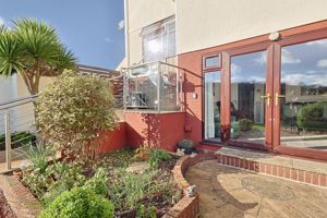 Photo 22- click for photo gallery